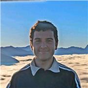 Físico residente en Donosti, 23 años. Imparto refuerzo de secundaria y bachillerato científico técnico. C1 de euskera e inglés.